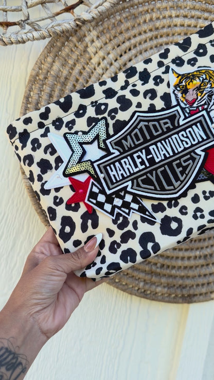 HD Leopard Makeup Bag (White & Black)